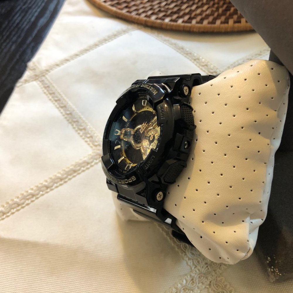 TWO New Watch PLUS Free Pair SUNGLASSES - Picture 12 of 13